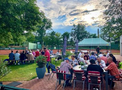 Nach tollem Sommerfest jetzt Wettkampf-Endspurt mit Heimspielen